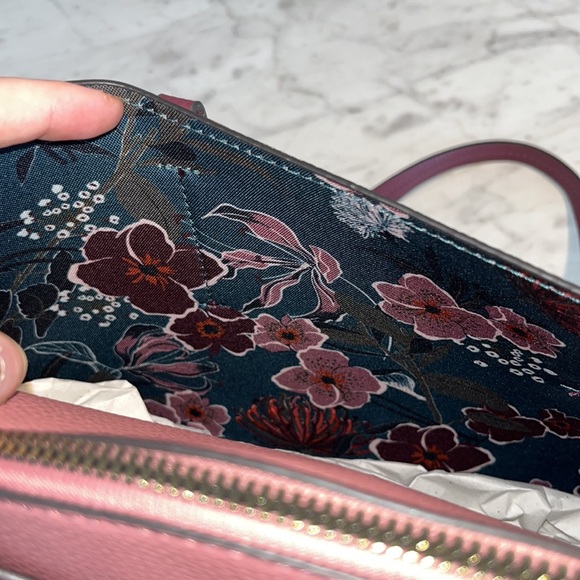 DONATED-Nanette Lepore Vegan Leather Purse - Picture 4 of 9